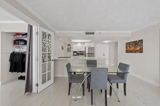 5 of 25 - 7601 E Treasure Drive #1710, North Bay Village, FL