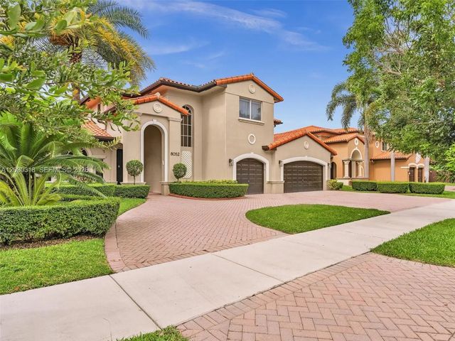 4 of 49 - 8052 Nw 161st Terrace, Miami Lakes, FL