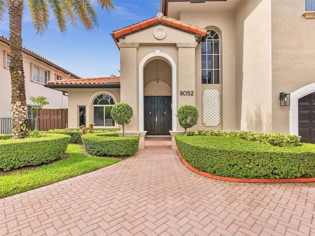 5 of 49 - 8052 Nw 161st Terrace, Miami Lakes, FL