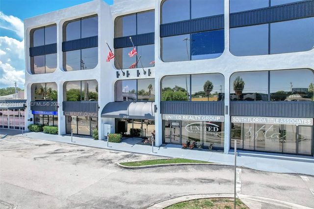 3 of 10 - 2691 E Oakland Park Boulevard #203b, Fort Lauderdale, FL