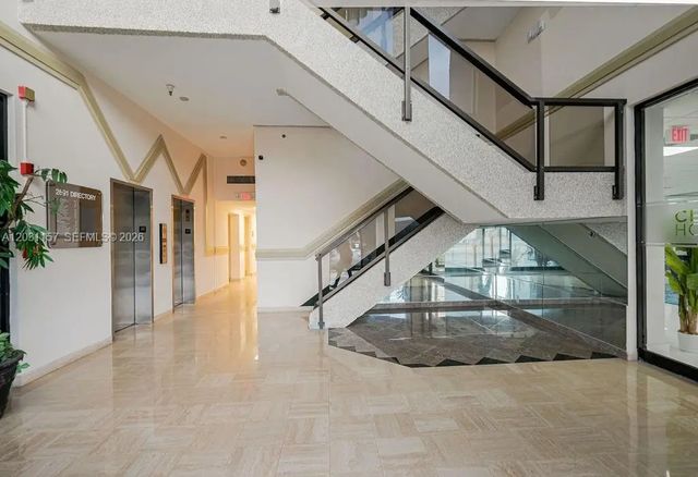 4 of 10 - 2691 E Oakland Park Boulevard #203b, Fort Lauderdale, FL