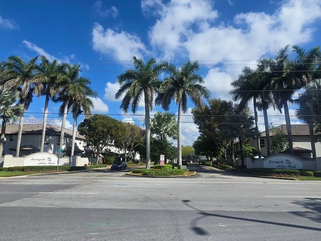 2 of 6 - 1987 Se 23rd Road, Homestead, FL