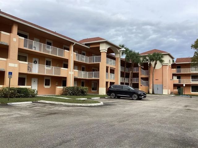 4 of 43 - 6900 Sw 39th Street #308j, Davie, FL