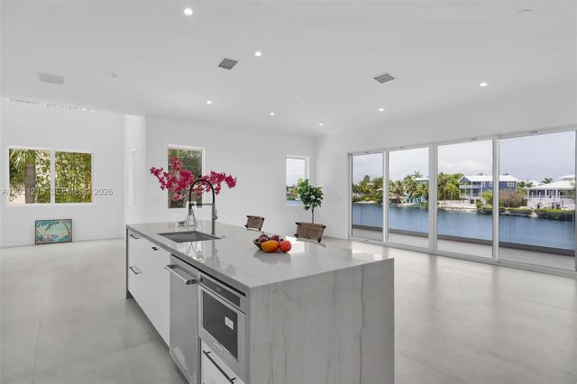 5 of 40 - 38 N Bounty Lane, Key Largo, FL