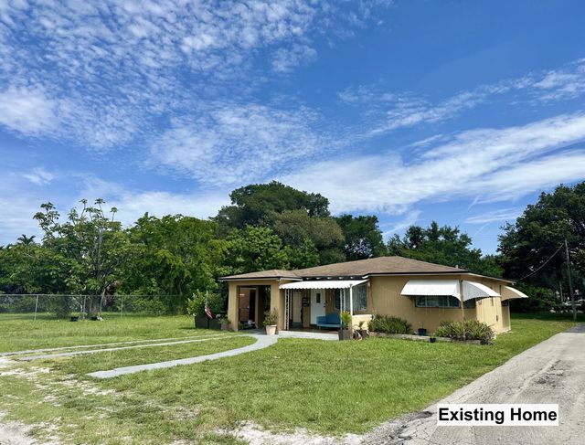 4 of 38 - 2531 Pierce Street, Hollywood, FL