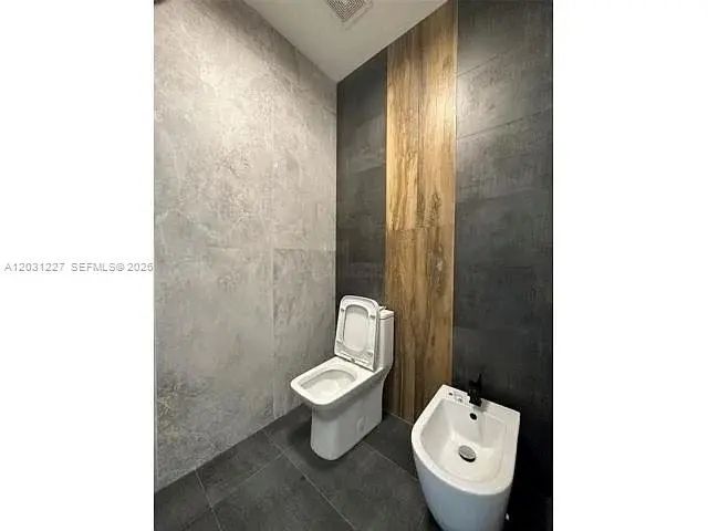 2 of 13 - 8042 Nw 114th Place, Doral, FL