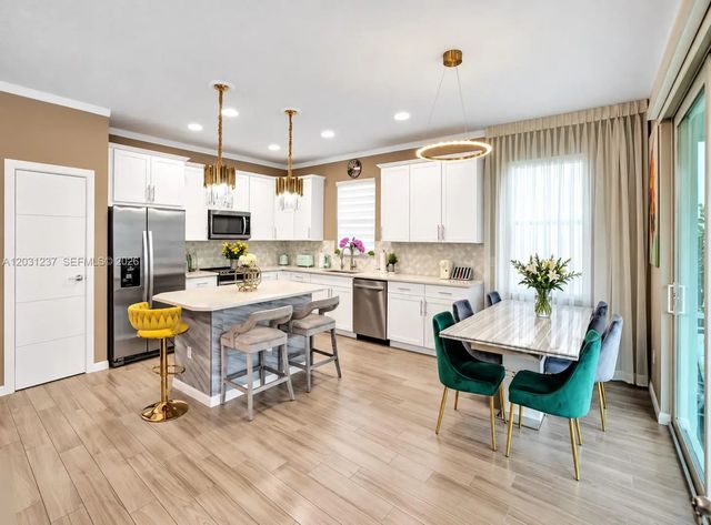 4414 Ficus Street, Hollywood