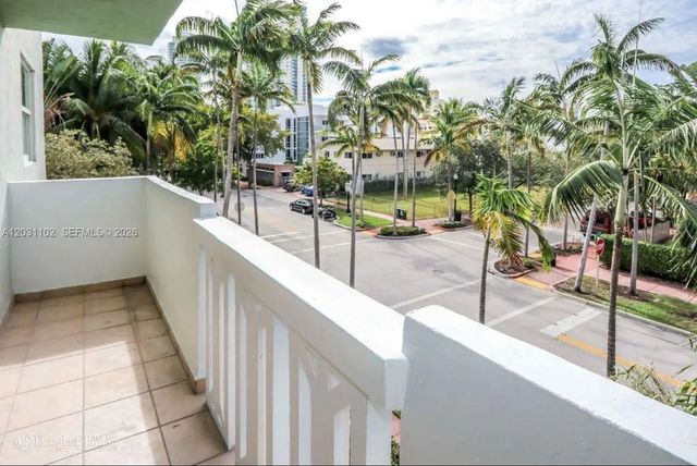 2 of 16 - 301 Jefferson Avenue #3a, Miami Beach, FL