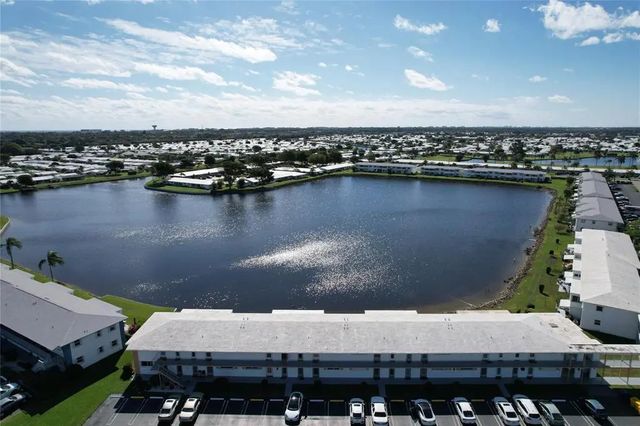 1116 Lake Terrace #214, Boynton Beach