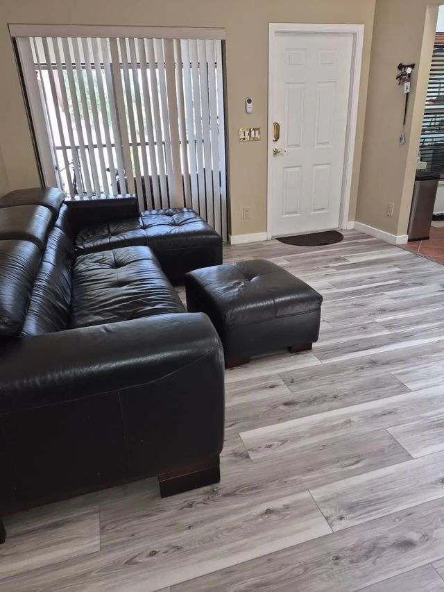 5 of 17 - 6531 Se Federal Highway #f211, Stuart, FL