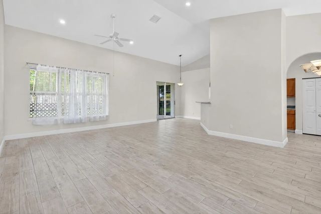 3 of 25 - 1571 Sw Hunnicut Avenue, Port St. Lucie, FL