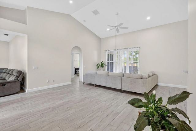 4 of 25 - 1571 Sw Hunnicut Avenue, Port St. Lucie, FL