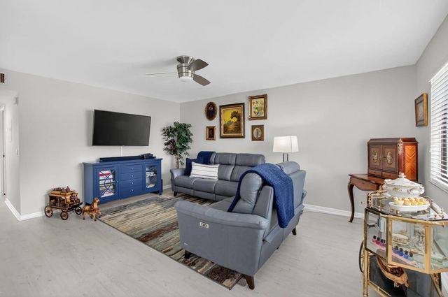 5 of 60 - 15054 Ashland Way #82, Delray Beach, FL