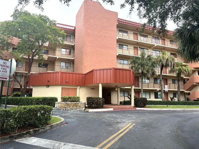 7451 Nw 16th Street #403, Plantation