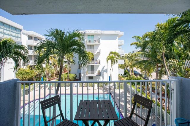 1801 S Treasure Drive #321, North Bay Village