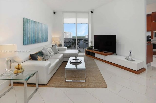 4 of 32 - 15811 Collins Avenue #1105, Sunny Isles Beach, FL
