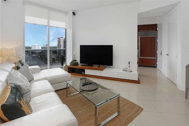 5 of 32 - 15811 Collins Avenue #1105, Sunny Isles Beach, FL