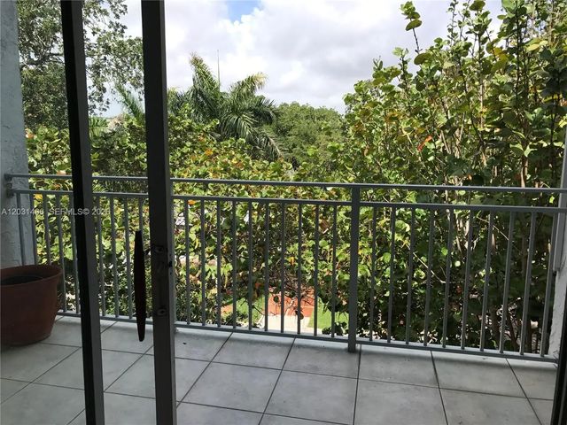 750 Ne 64th Street #b511, Miami