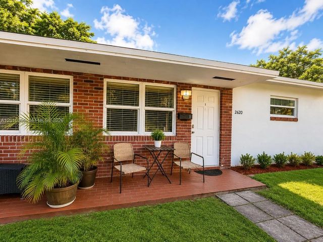 2620 Sw 51st Street, Dania Beach