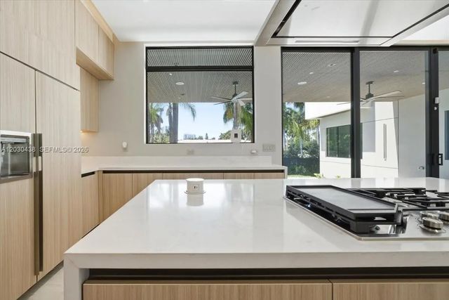 4 of 59 - 1380 Hollywood Boulevard, Hollywood, FL