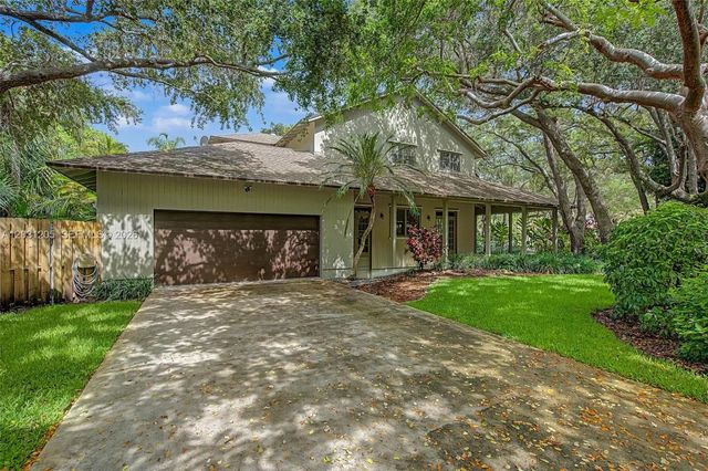 3 of 32 - 8200 Sw 182nd Street, Palmetto Bay, FL
