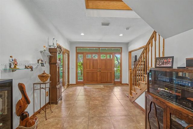 4 of 32 - 8200 Sw 182nd Street, Palmetto Bay, FL