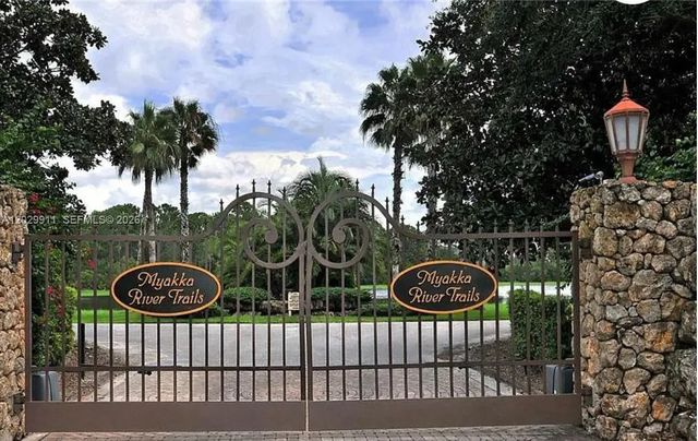 3 of 3 - 770 N River Road, Venice, FL