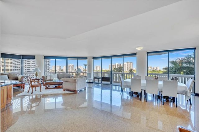 2 of 30 - 2000 Island Boulevard #806, Aventura, FL