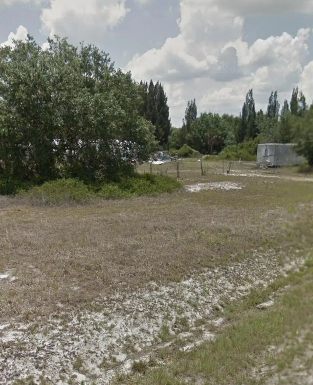 3 of 5 - 160 N Coral Street, Clewiston, FL