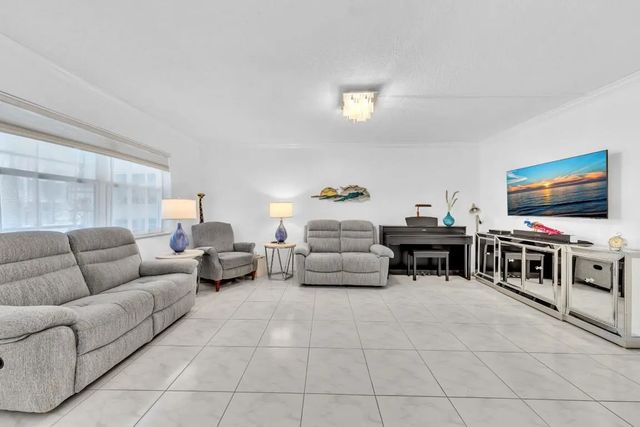 2 of 42 - 580 Egret Drive #121, Hallandale Beach, FL