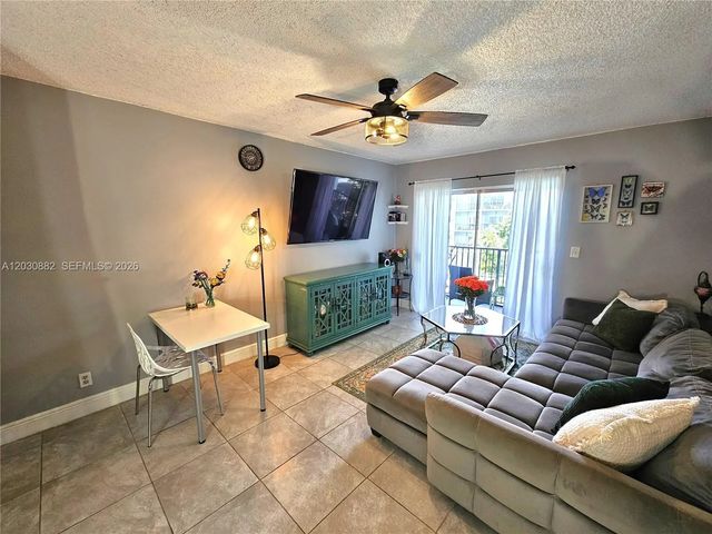 5 of 24 - 7561 Nw 16th Street #2303, Plantation, FL
