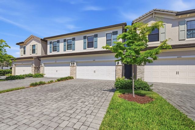 3 of 57 - 4480 W Appleton Cir W W, Oakland Park, FL