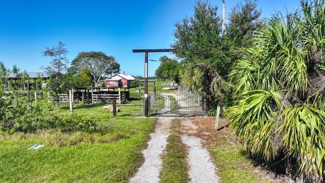 3 of 19 - 7230 77th Street, Vero Beach, FL