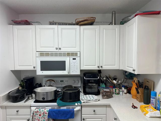 5 of 7 - 1450 Se 3rd Avenue #107, Dania Beach, FL