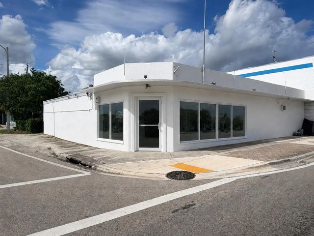 3 of 24 - 3045 W Broward Boulevard #3045, Fort Lauderdale, FL