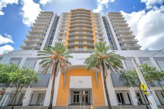 3 of 17 - 900 Sw 8th Street #1103, Miami, FL