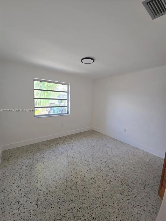 4 of 6 - 3435 Nw 4th Street, Miami, FL