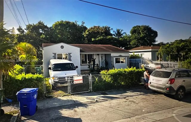 2 of 2 - 1450 Nw 35th Street, Miami, FL