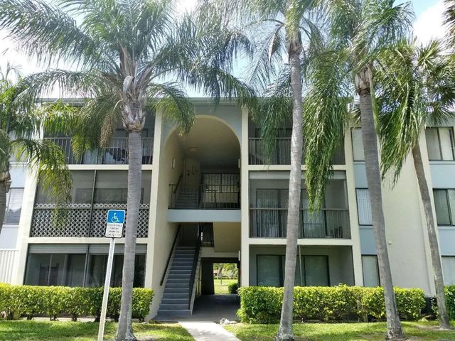 1113 Green Pine Boulevard #b3, West Palm Beach