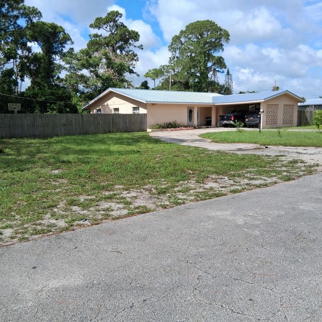 3303 S Avenue S S, Fort Pierce