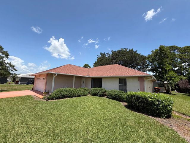 5 of 36 - 1036 18th Street Sw, Vero Beach, FL
