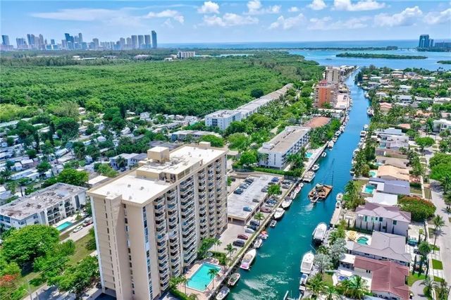 2350 Ne 135th Street #1212, North Miami