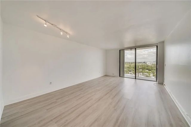 2 of 30 - 2350 Ne 135th Street #1212, North Miami, FL