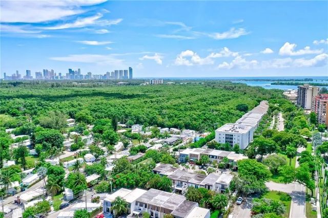 3 of 30 - 2350 Ne 135th Street #1212, North Miami, FL