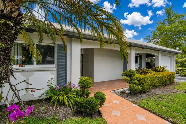 4 of 69 - 1019 E Cypress Drive, Pompano Beach, FL