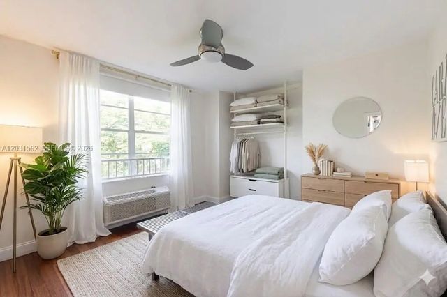 2 of 25 - 420 15th Street #307, Miami Beach, FL