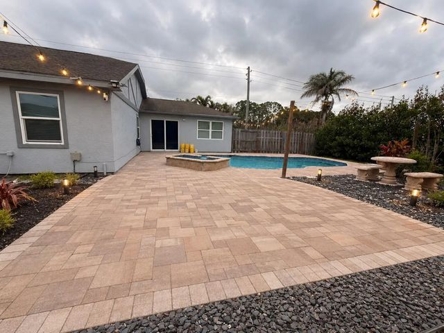 2 of 14 - 340 Sw Paar Drive, Port St. Lucie, FL