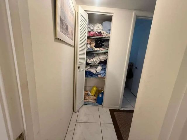 5 of 32 - 213 Pine Hov Circle #d2, Greenacres, FL