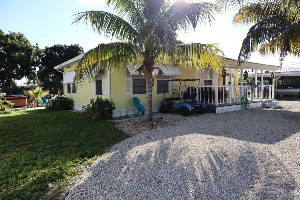1099 7th Street, Okeechobee