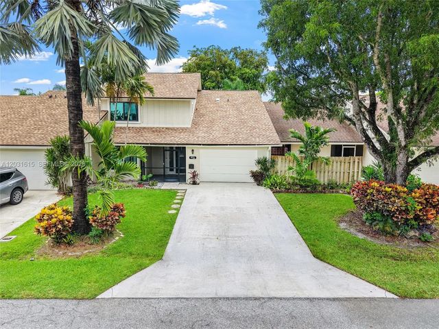 2 of 45 - 11870 Donlin Drive, Wellington, FL
